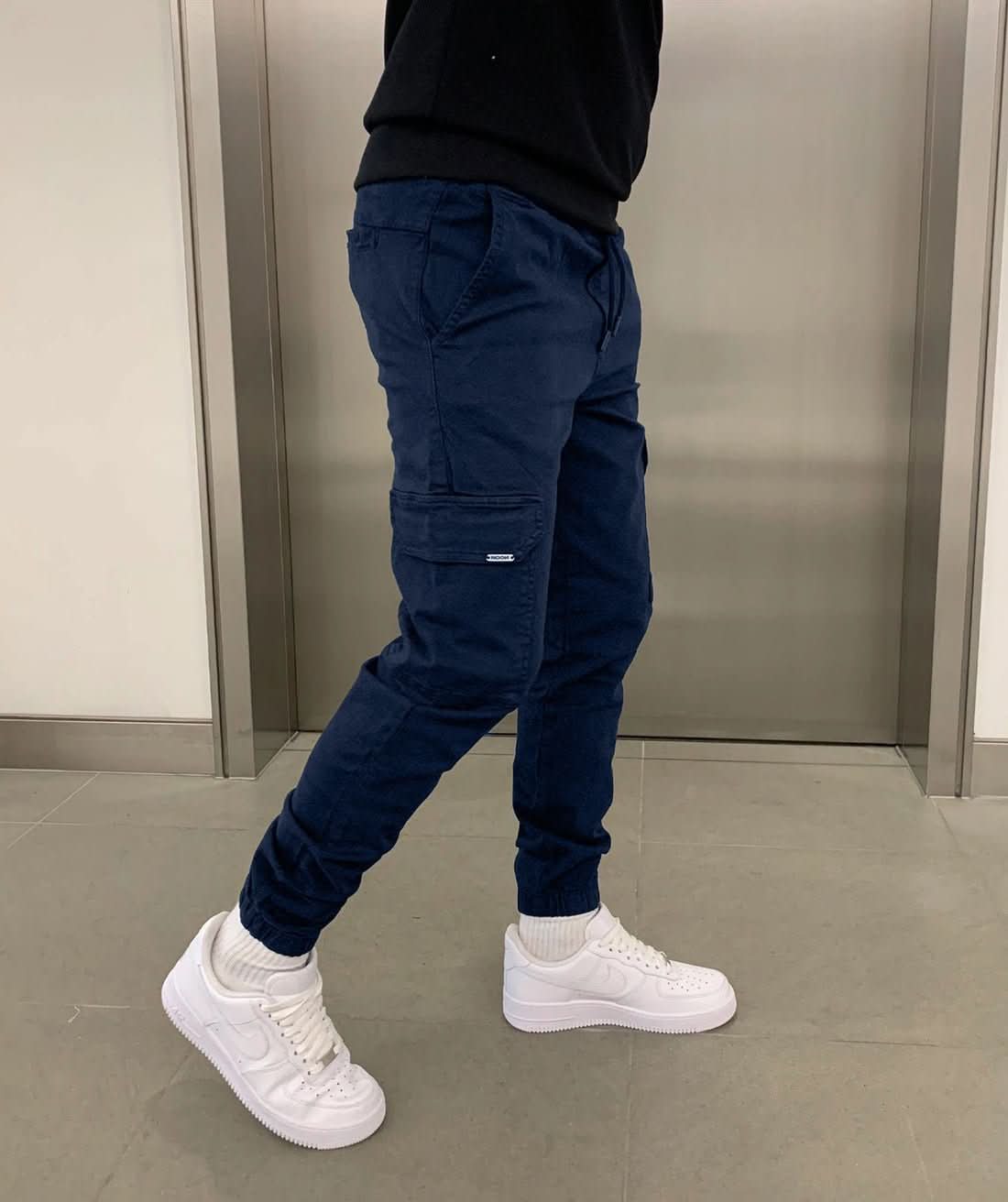 William – Stylish and Practical Cargo Joggers