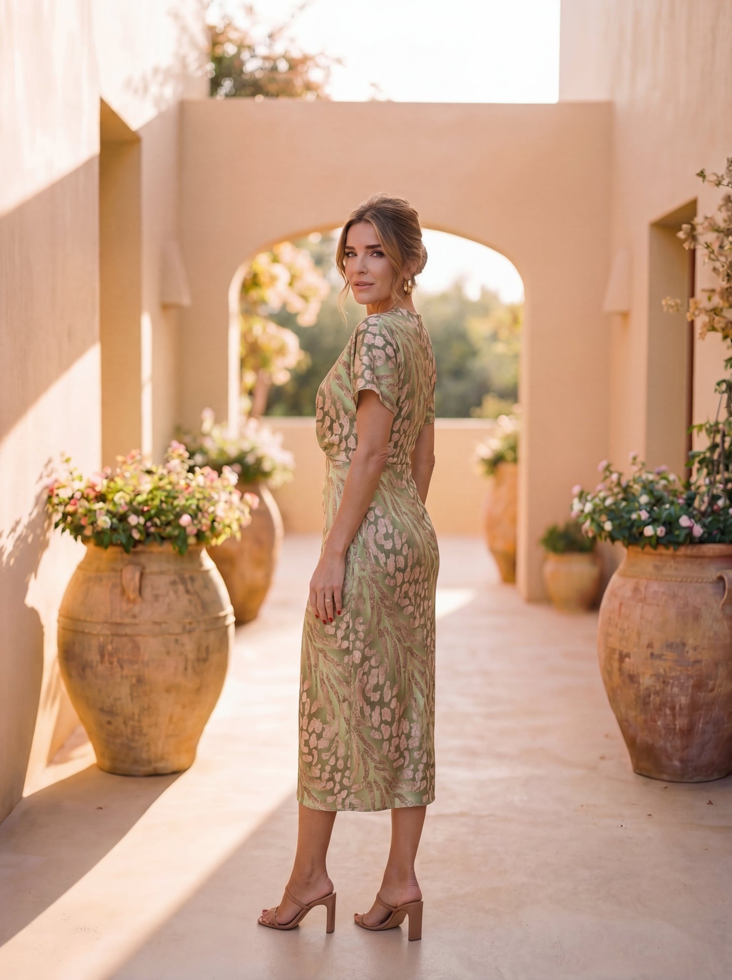 Louise |  Robe midi élégante