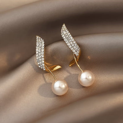 Cosette | Boucles d'oreilles en perles de cristal et plumes