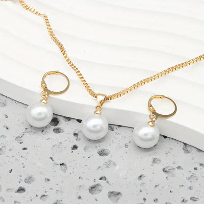 Reine | Collier de Perles Élégant et Gracieux