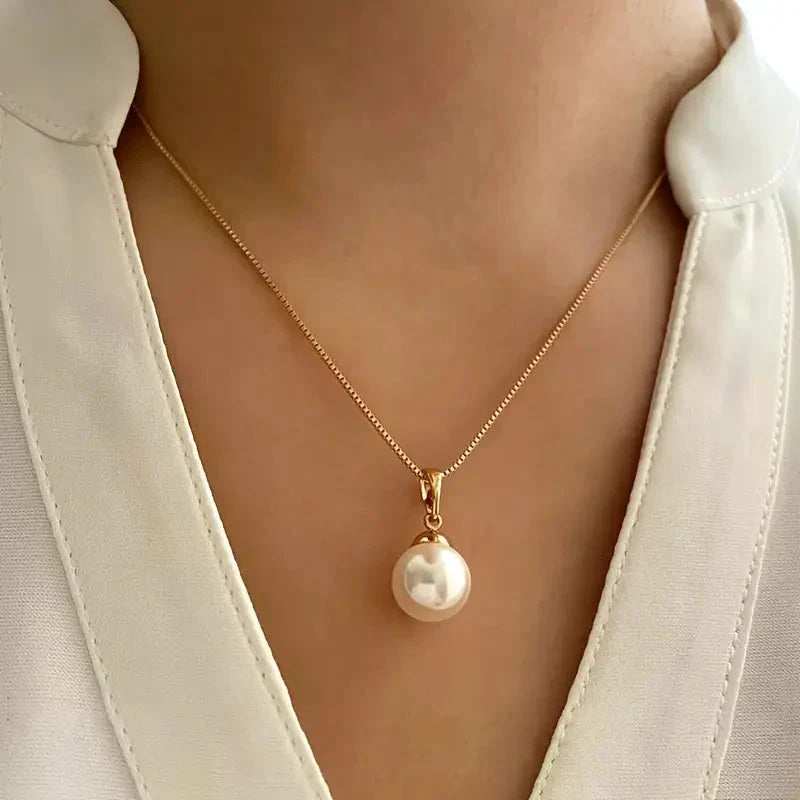 Reine | Collier de Perles Élégant et Gracieux