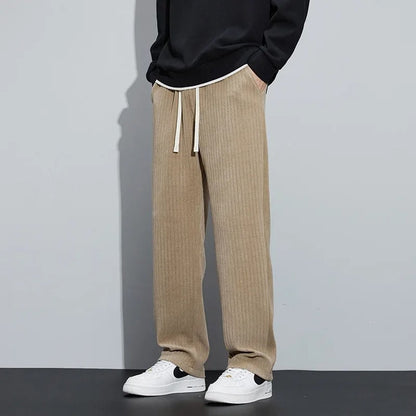 Eero | Men's Comfortable Corduroy Pants for Fall